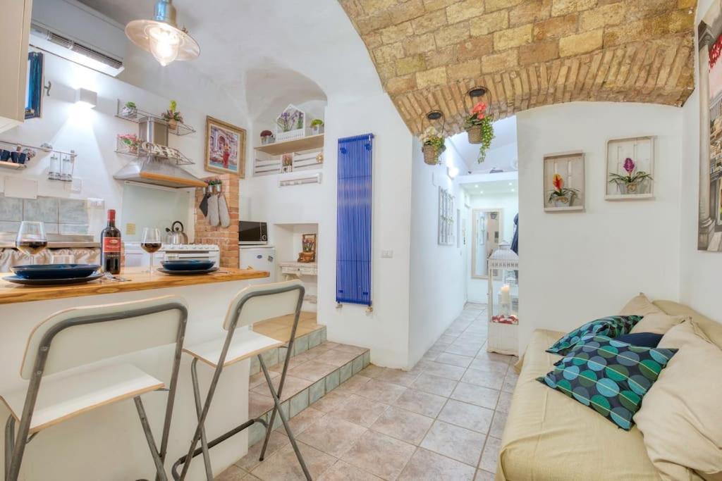 Shabby Apartment @Trastevere Рим Экстерьер фото